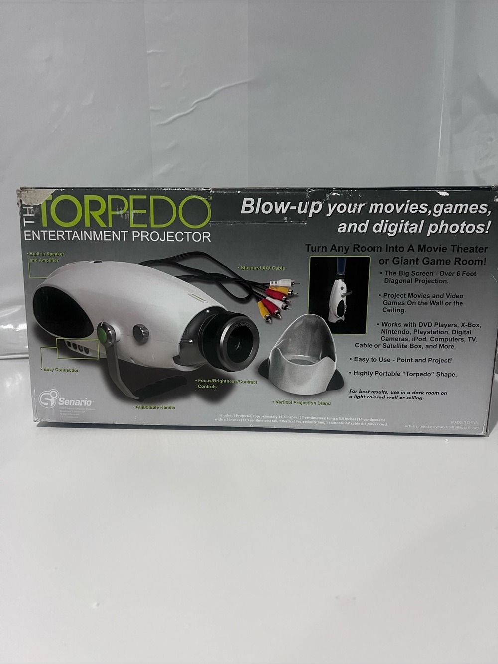 Torpedo Entertainment Projector - White with Black Accents